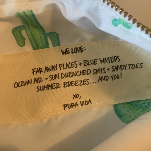 Pura Vida Foldover Clutch - Palm Design - Picture 7 of 10